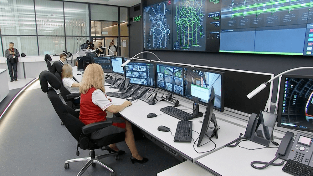 Deskflex-Installation, zentraler Kontrollraum der russischen Metro Moskau, Russian